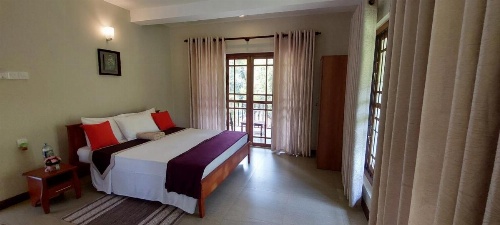 Windy Ridge Kandy image 12